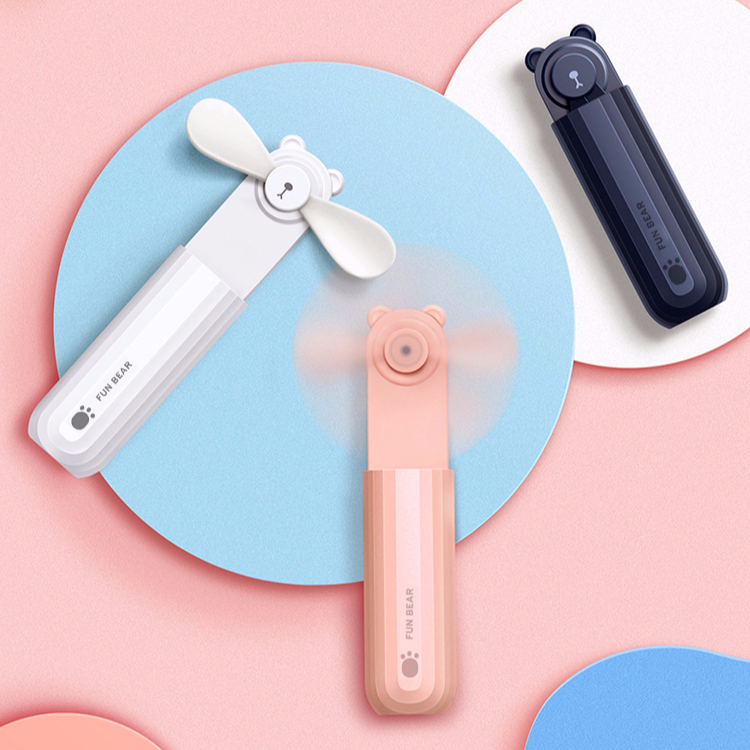 小熊電動小風(fēng)扇