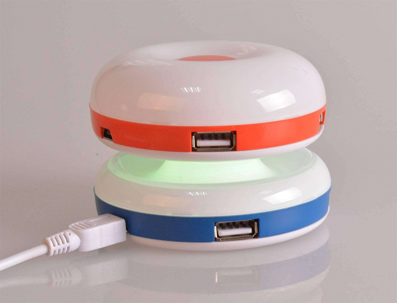 小夜燈USB充電數(shù)據(jù)線，深圳數(shù)據(jù)線生產(chǎn)廠家